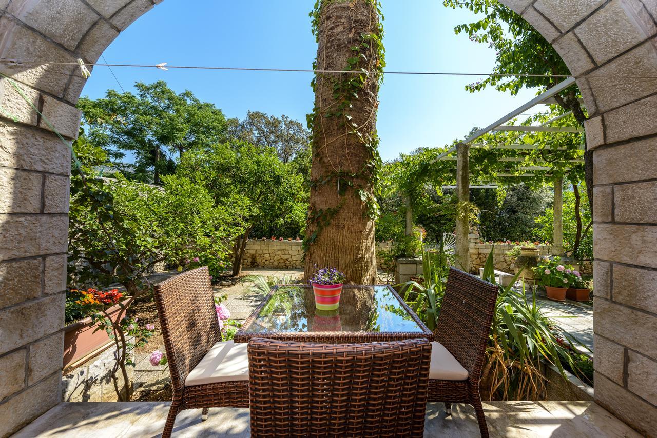 Two Palms Villa Затон Екстер'єр фото