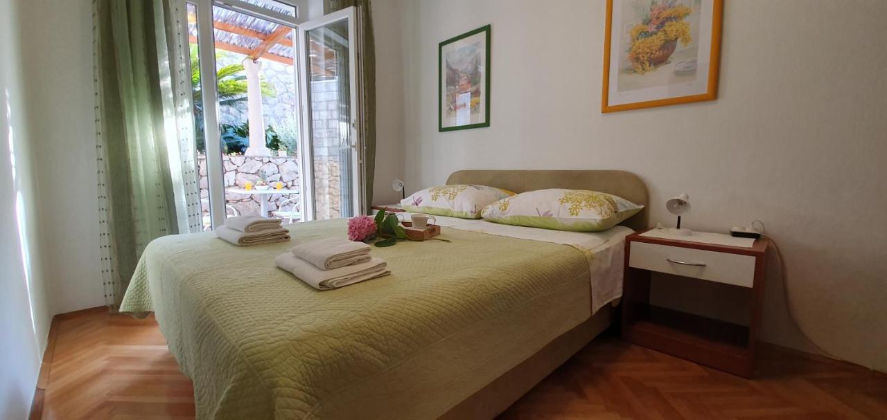 Two Palms Villa Затон Екстер'єр фото