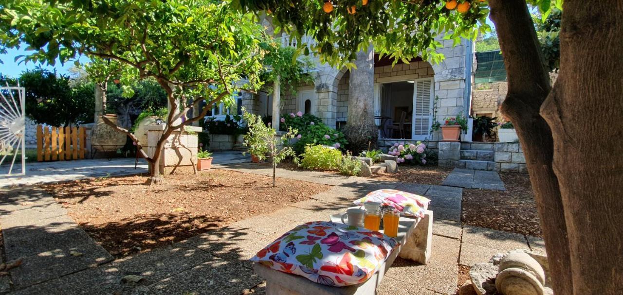Two Palms Villa Затон Екстер'єр фото
